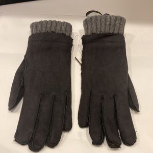 Malo Suede Shearling Glove Lined in
